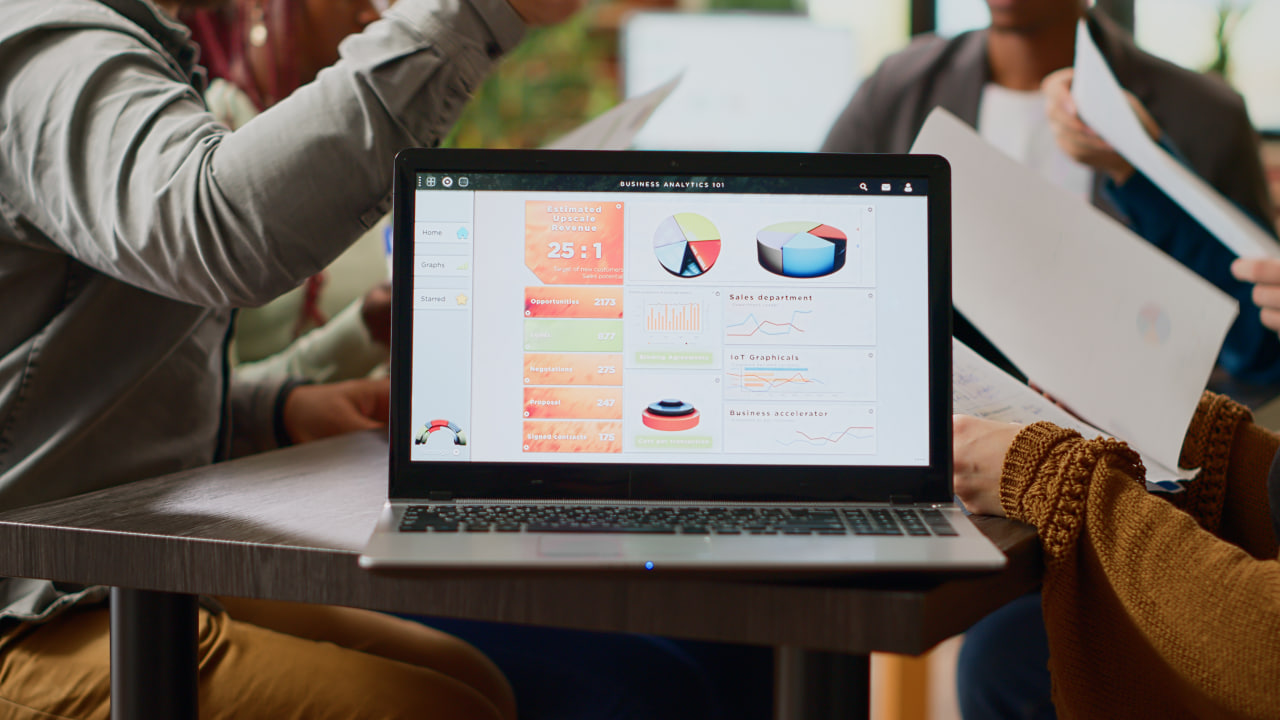 Using Heatmaps to Optimize Landing Pages: A Comprehensive Guide